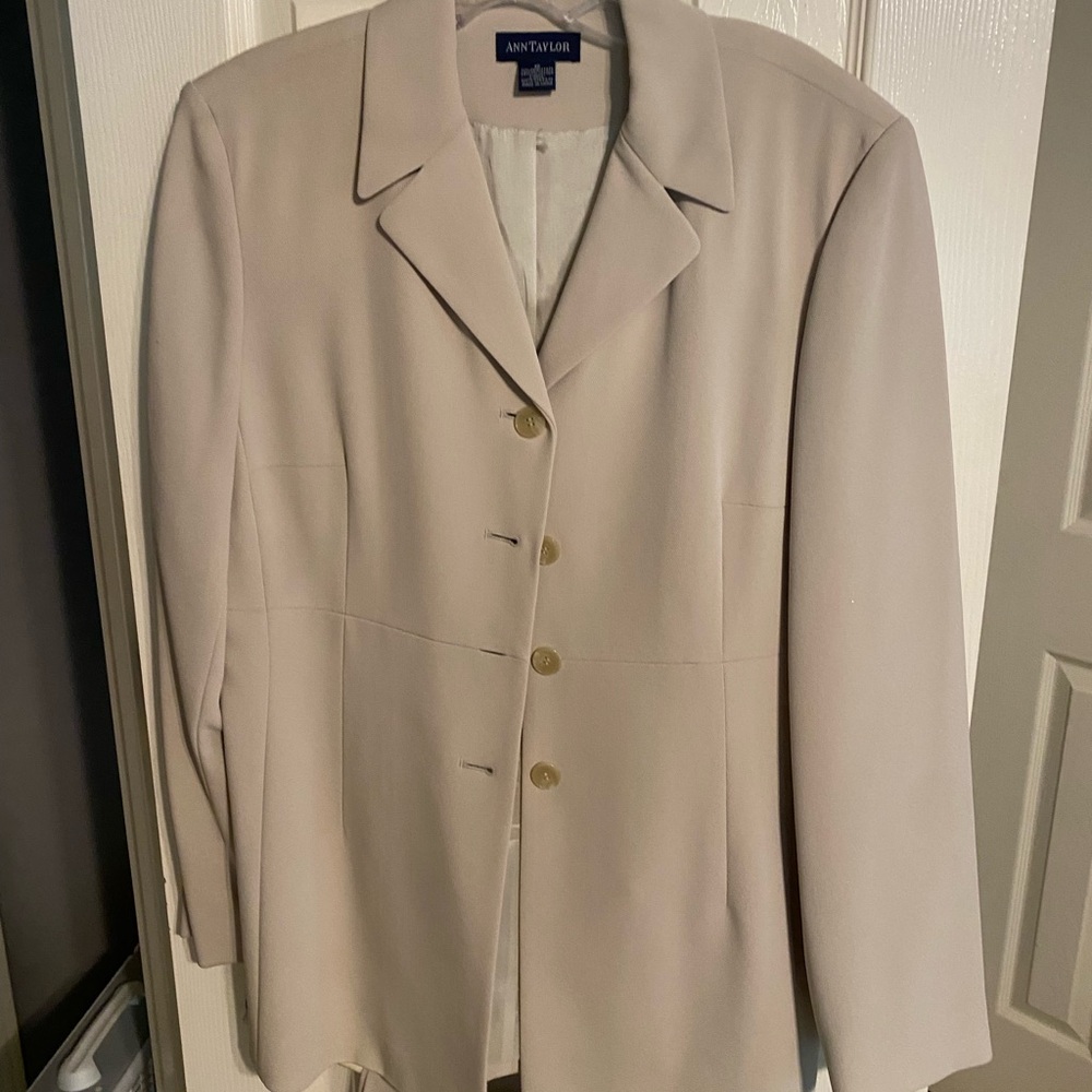 Ann Taylor Women's Light Tan Pantsuit Blazer set